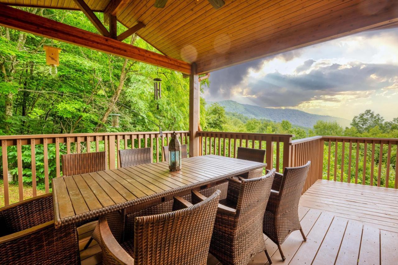 --Mountain Chalet Getaway With Breathtaking View Next To Tail Of Dragon-- Robbinsville Buitenkant foto